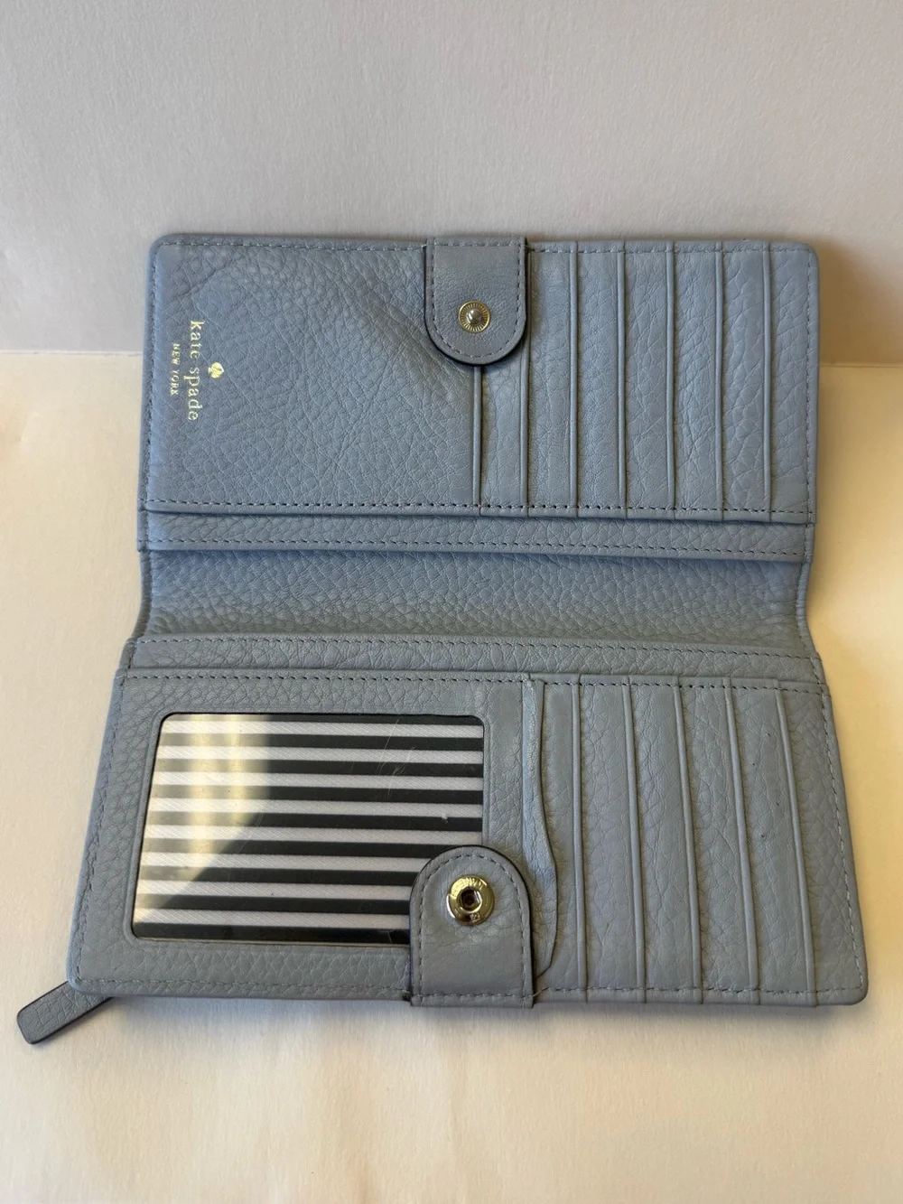 Vintage Kate Spade New York Soft Light Gray Leather Bifold Wallet w/ Zipper back